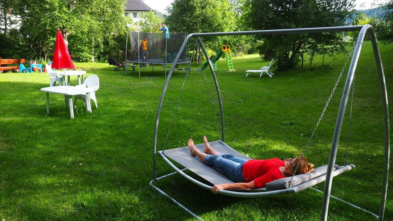 C4 Albmatte-Fewo Sauna, Hallenbad Aussenbecken Massagen Nebenan Menzenschwand-Hinterdorf المظهر الخارجي الصورة